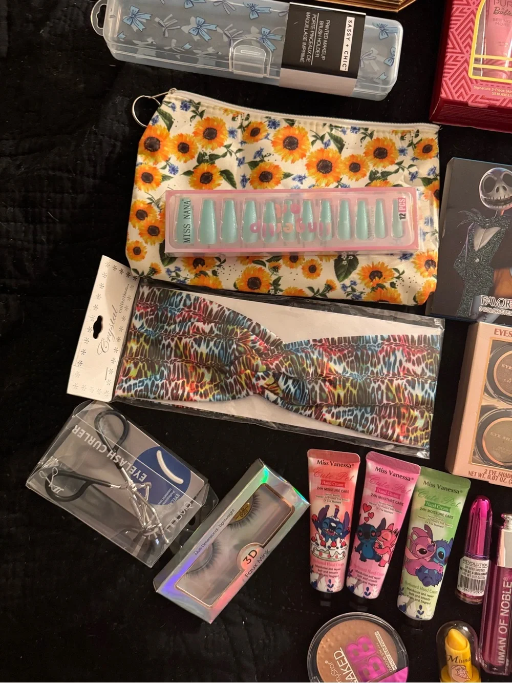 Makeup Beauty Bundle Lot #2